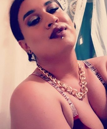 Марта, 22 года